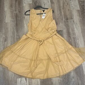 Torrid Size 2 Gold Glitter Mesh Tiered Skater Dress NWT Surplice Tie Waist 18 20